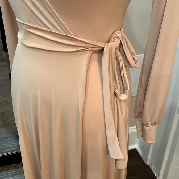 Naked Wardrobe Nude maxi dress. - Picture 5 of 8